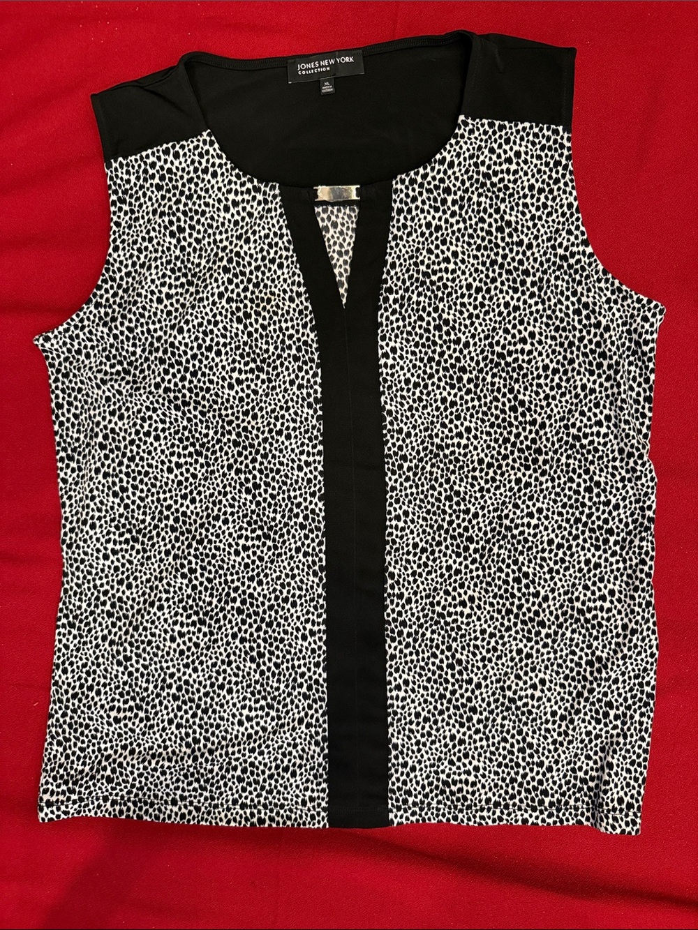 Jones, New York, black and white animal print top